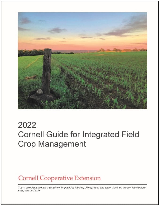 2022 field crops guide cover image