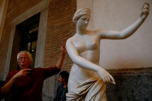 Jan teaching us about a statue of Aphrodite in the archaeological museum 