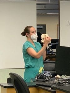 Dr. Ella Pittman, Veterinary Resident in Anesthesia leading the local block lab