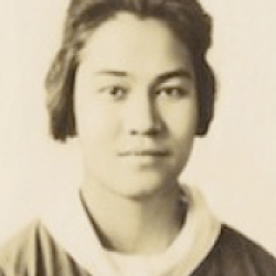 Helen Huie Kwei (Class of 1920)