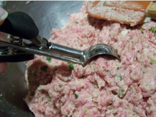 Making meatballs with an ice cream scoop