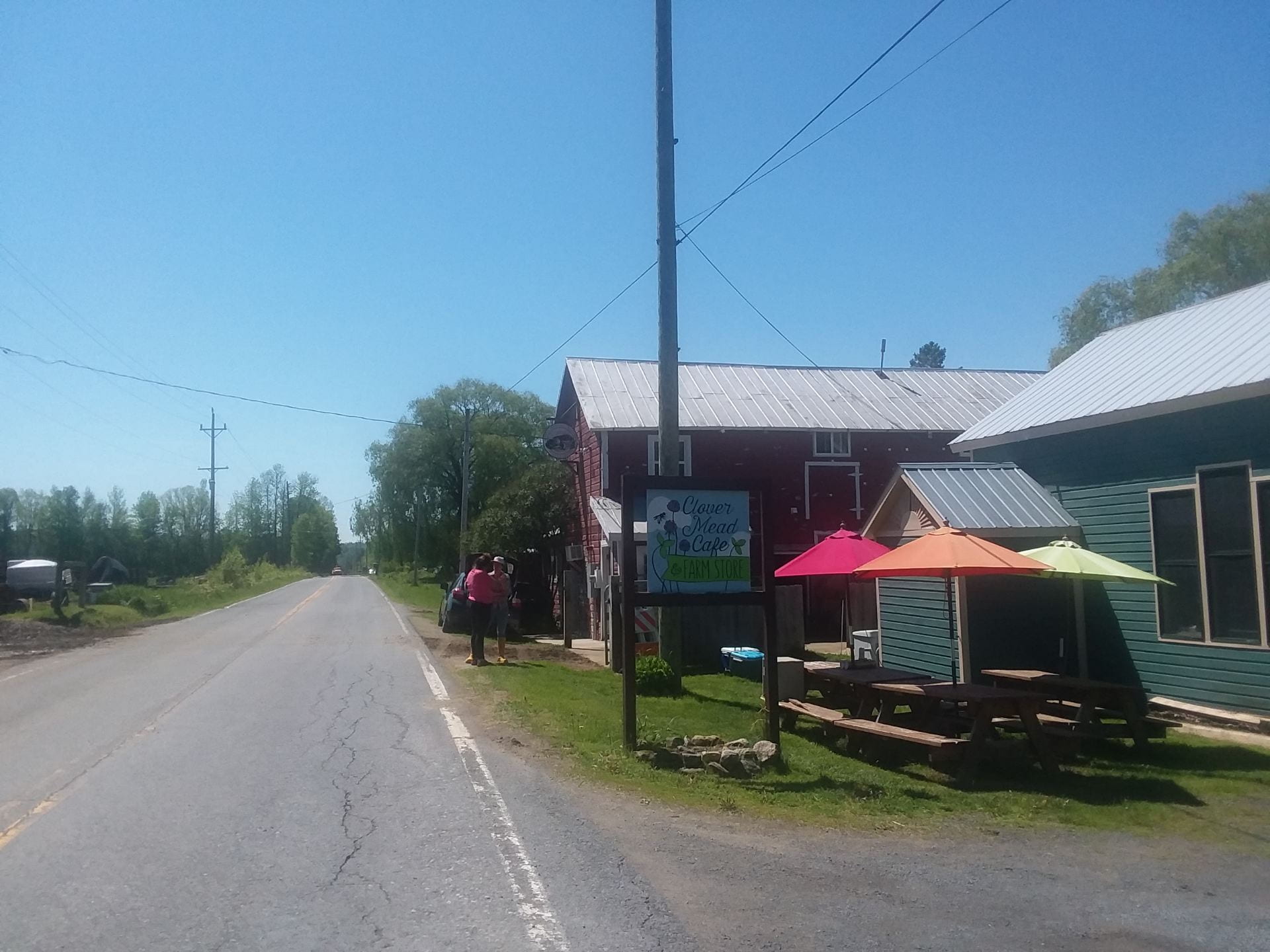 Photo of public area in front of North Country Creamery