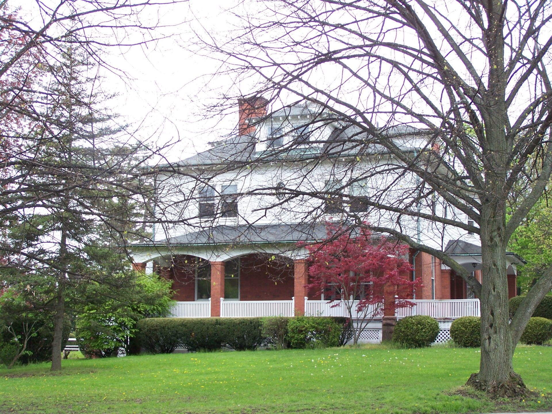 photo of IPM house in spring