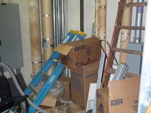 We can't always blame the teachers and students. This cluttered custodial closet provides pest harborage and makes inspection and cleaning difficult.